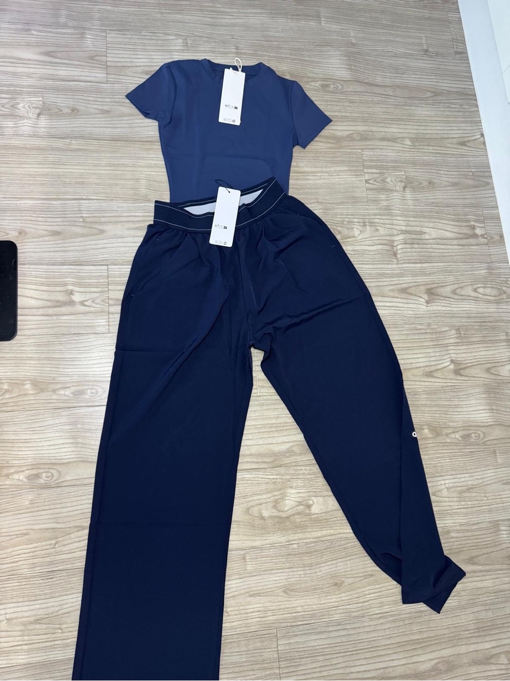Women's Navy Wide-Leg Pants - Navy